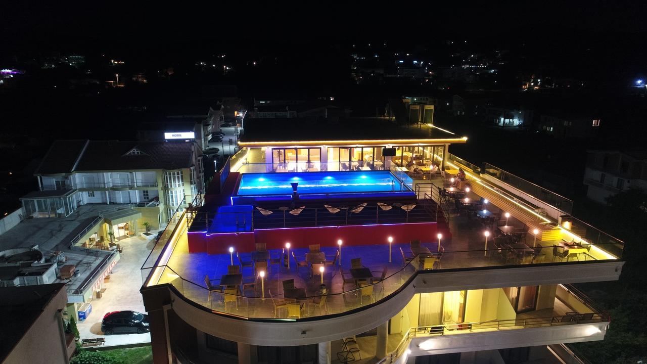 Hotel Evropa Ulcinj Luaran gambar