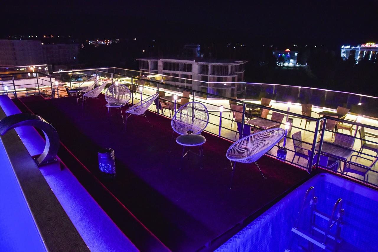 Hotel Evropa Ulcinj Luaran gambar